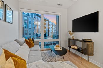 Furnished guest suite